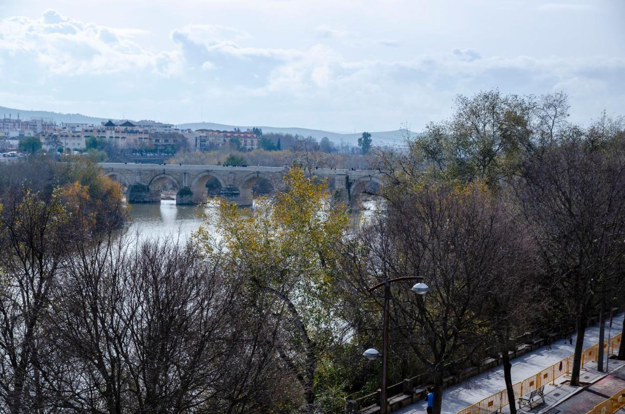 Mezquita Apart. With Free Parking Кордоба Екстериор снимка